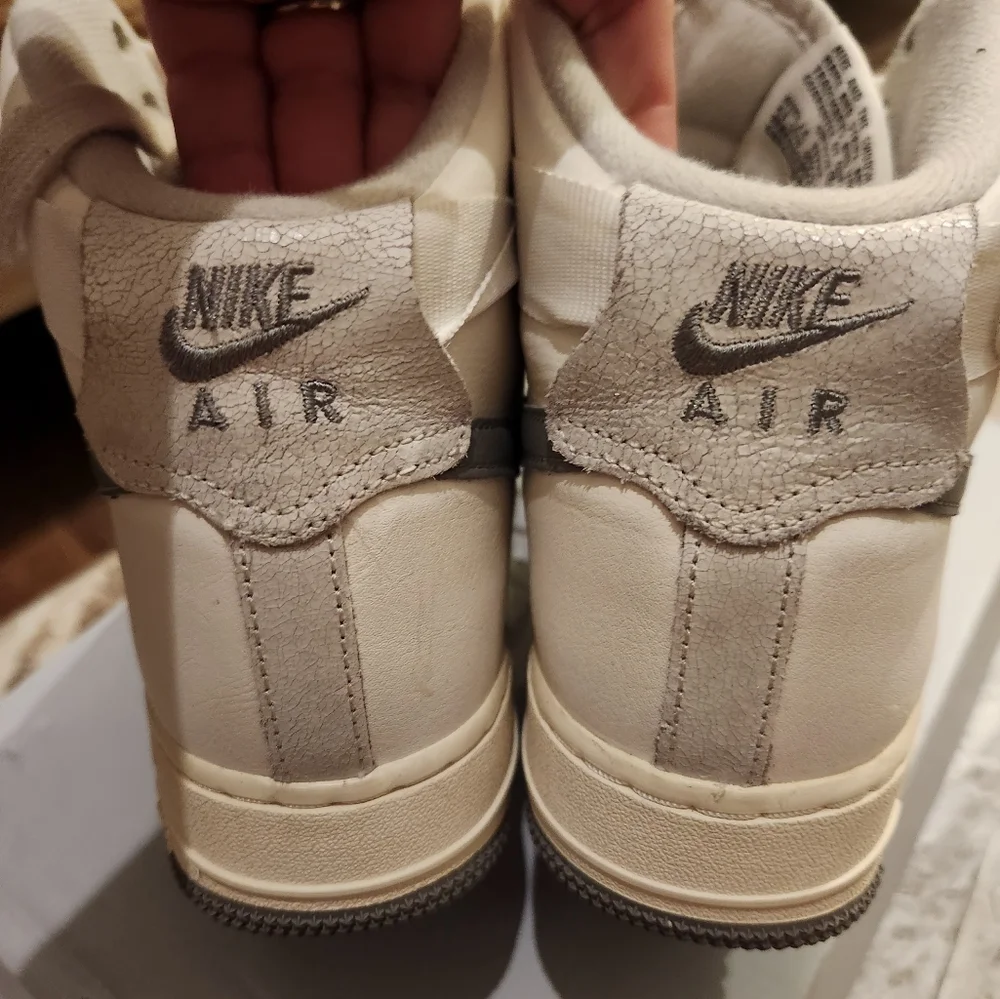 Nike Air Force 1 High LE
